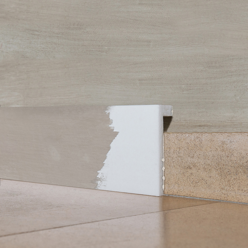New skirting board SX171 from ORAC DECOR
